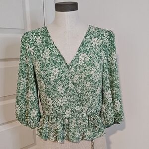 Feminine Boho Peasant Top | Green Floral | 3/4 Sleeve | Size Small